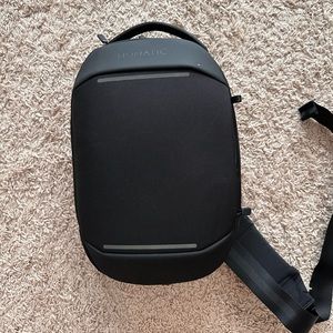 Nomatic NAVIGATOR SLING 10L
